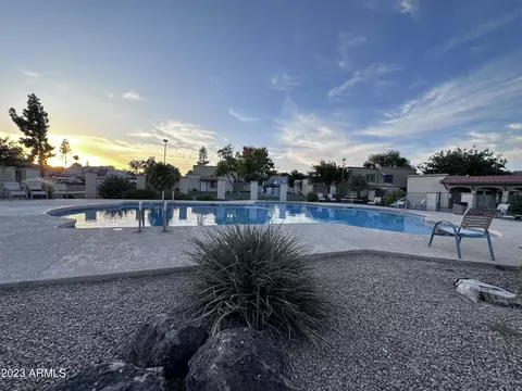 1012 E Diamond Dr, Tempe, AZ 85283 photo 12