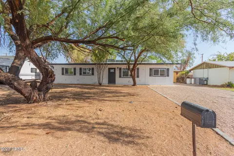 8537 Edgewood Ave, Mesa, AZ 85208