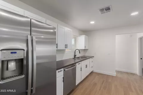 8537 Edgewood Ave, Mesa, AZ 85208 photo 11