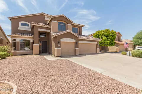 875 W Laurel Ave, Gilbert, AZ 85233