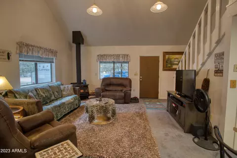 2178 Rainbow Trl, Overgaard, AZ 85933 photo 5