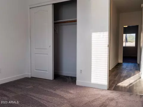 4221 S 76th Ln, Phoenix, AZ 85043 photo 8