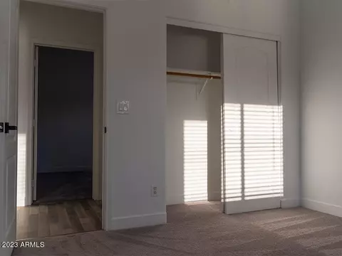 4221 S 76th Ln, Phoenix, AZ 85043 photo 9