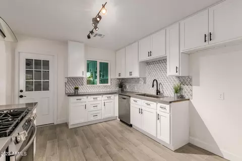 2535 E Turney Ave, Phoenix, AZ 85016 photo 12