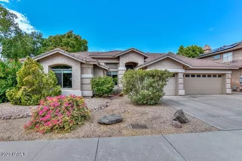 6517 W Via Montoya Dr, Glendale, AZ 85310