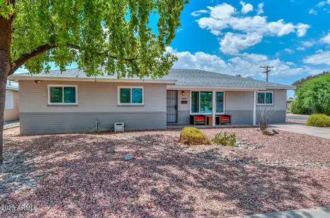 2051 W Solano Dr, Phoenix, AZ 85015