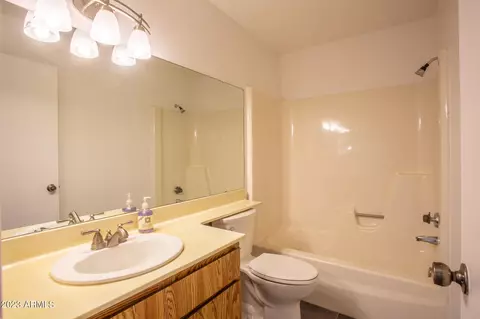 5439 S Mitchell Dr, Tempe, AZ 85283 photo 26