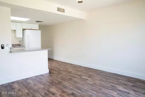 6812 N 35th Ave #E, Phoenix, AZ 85017 photo 2