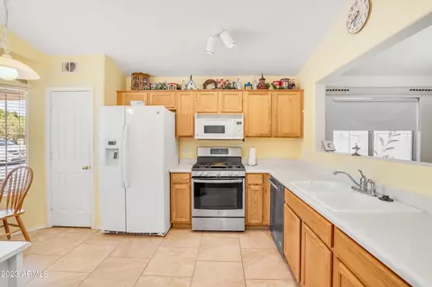 10049 E Osage Ave, Mesa, AZ 85212 photo 4