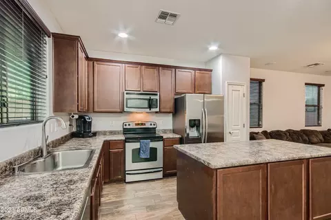4135 E Waterman Ct, Gilbert, AZ 85297 photo 8