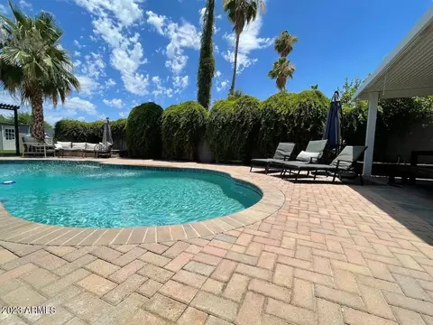 109 S Cholla St, Gilbert, AZ 85233