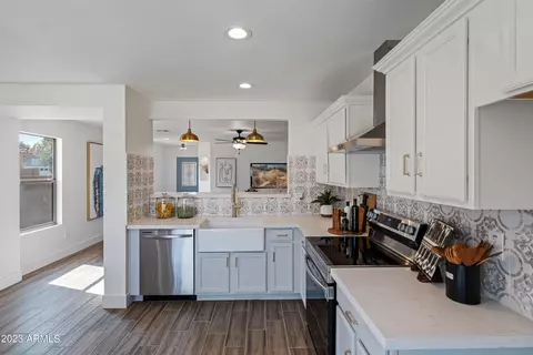 11342 E Raleigh Ave, Mesa, AZ 85212