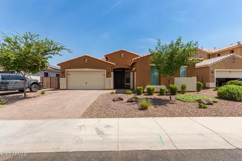 2443 E Runaway Bay Pl, Gilbert, AZ 85298