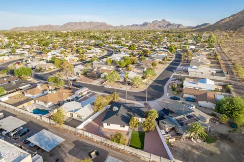 2208 E Paradise Dr, Phoenix, AZ 85028 photo 48