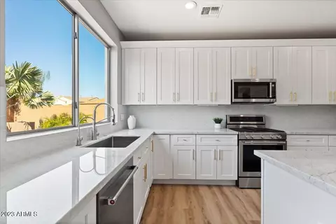 2122 W Apache Rain Rd, Phoenix, AZ 85085 photo 6