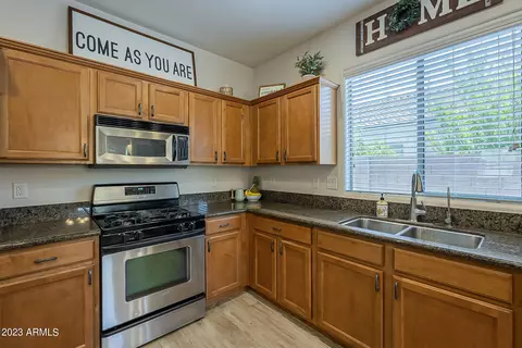 3876 S Stallion Dr, Gilbert, AZ 85297 photo 9