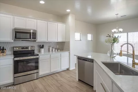 6771 E Vaquero Cir, Hereford, AZ 85615 photo 10