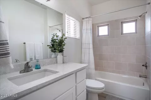 6771 E Vaquero Cir, Hereford, AZ 85615 photo 24