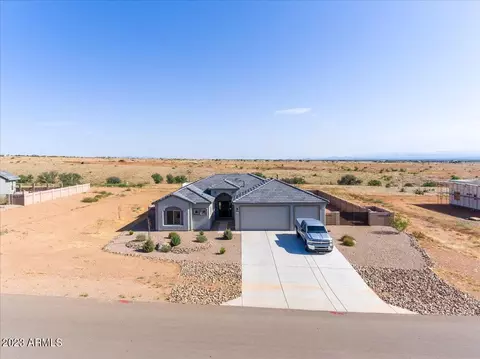 6771 E Vaquero Cir, Hereford, AZ 85615 photo 2