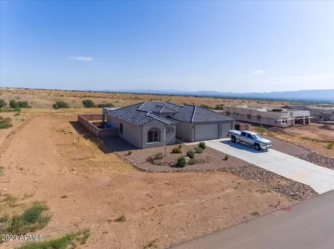 6771 E Vaquero Cir, Hereford, AZ 85615 photo 3