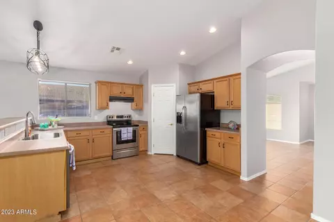 7727 S 20th Dr, Phoenix, AZ 85041 photo 10