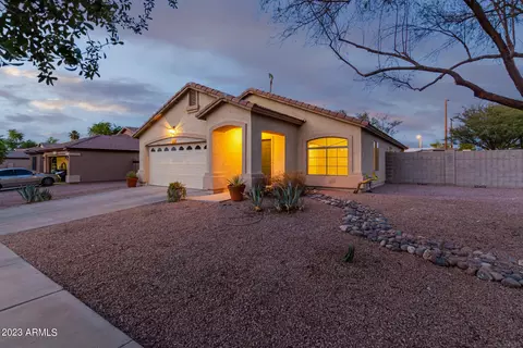7727 S 20th Dr, Phoenix, AZ 85041 photo 2