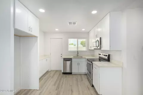 3728 E Polk St, Phoenix, AZ 85008 photo 3