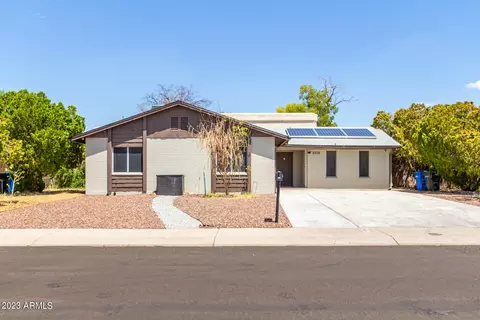 2302 W Wagoner Rd, Phoenix, AZ 85023