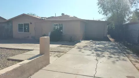 6 S 30th Dr, Phoenix, AZ 85009