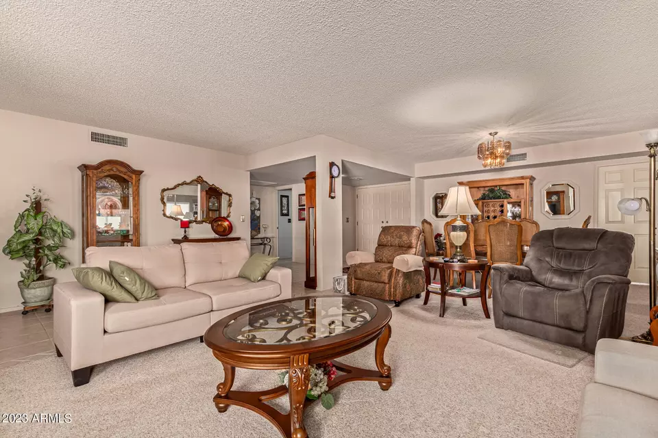  26614 S Pinewood Dr, Sun Lakes, AZ 85248 photo 2