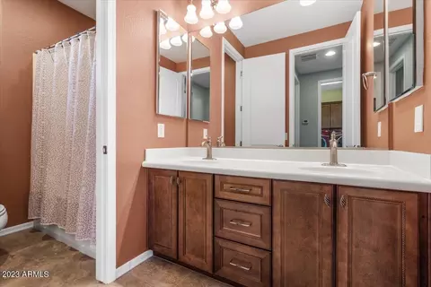 3620 E Abraham Ln, Phoenix, AZ 85050 photo 33