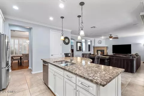 3620 E Abraham Ln, Phoenix, AZ 85050 photo 11