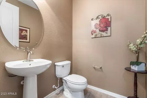 3620 E Abraham Ln, Phoenix, AZ 85050 photo 16