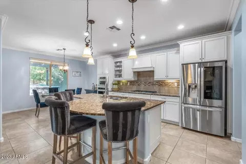 3620 E Abraham Ln, Phoenix, AZ 85050 photo 9