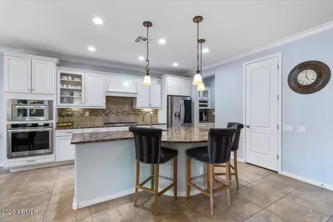 3620 E Abraham Ln, Phoenix, AZ 85050 photo 8