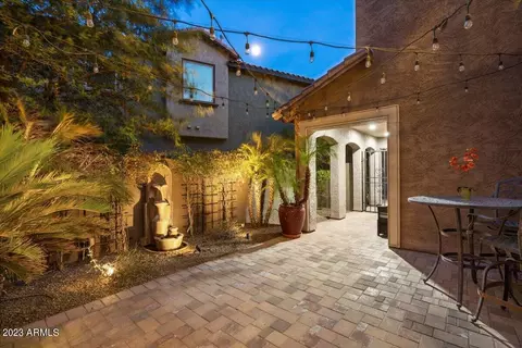 3620 E Abraham Ln, Phoenix, AZ 85050 photo 3