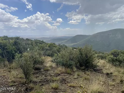2 E Hawk Mountain Trl #-, Mayer, AZ 86333 photo 7