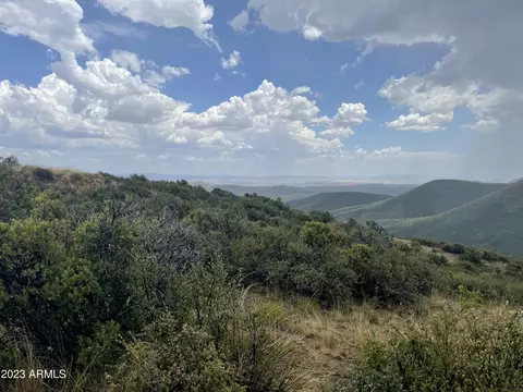 2 E Hawk Mountain Trl #-, Mayer, AZ 86333 photo 9