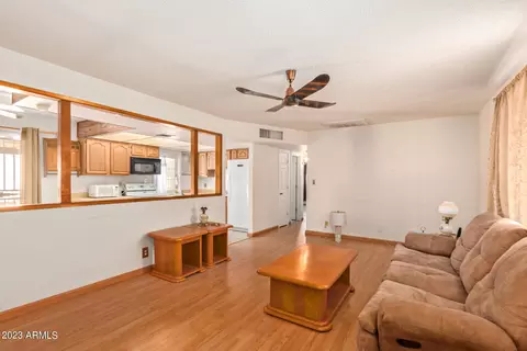 338 E La Mirada Dr, Phoenix, AZ 85042 photo 5