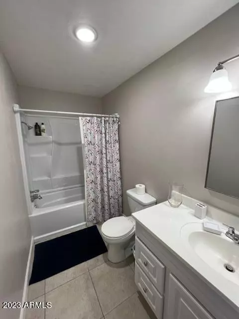 1822 E Center Ln #D, Tempe, AZ 85281 photo 6