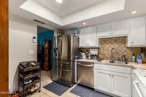 5251 N 18th Dr, Phoenix, AZ 85015 photo 7