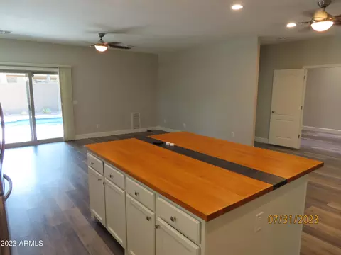 1091 E Sherri Dr, Gilbert, AZ 85296 photo 8