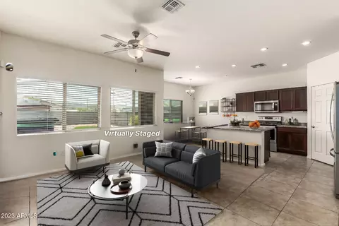 2515 E Mobile Ln, Phoenix, AZ 85040 photo 3