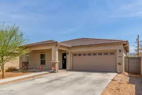 2515 E Mobile Ln, Phoenix, AZ 85040