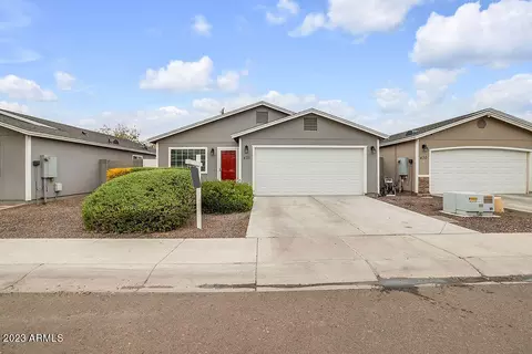 426 N 63rd Ln, Phoenix, AZ 85043