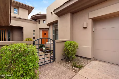 15240 N Clubgate Dr #121, Scottsdale, AZ 85254