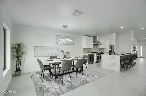 Dining - 2508 E Montecito Ave, Phoenix, AZ 85016 photo 2 of 2