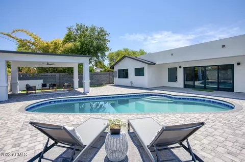 Exterior - 2508 E Montecito Ave, Phoenix, AZ 85016 photo 3 of 6