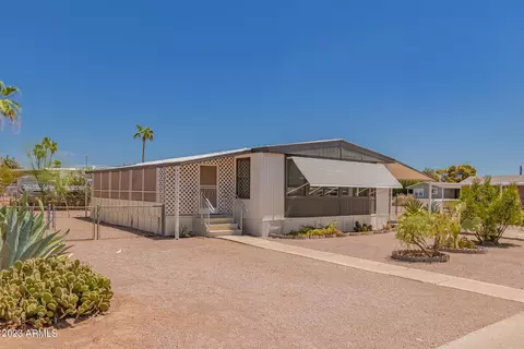 353 S Silver Dr, Apache Junction, AZ 85120 photo 4
