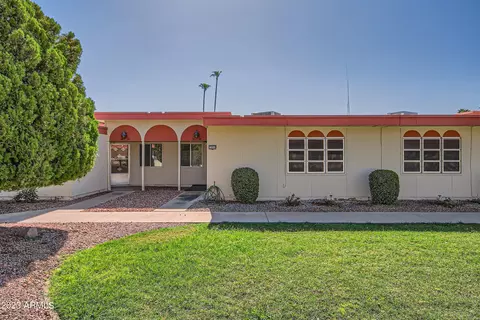 10940 W Coggins Dr, Sun City, AZ 85351